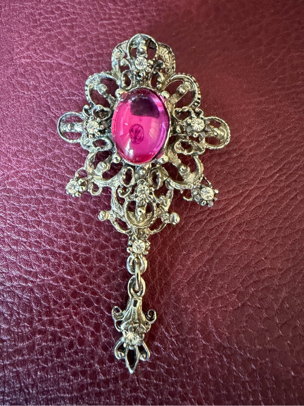 Vintage Victorian Style Silver Filigree Pink Cabochon Dangle Brooch Pin